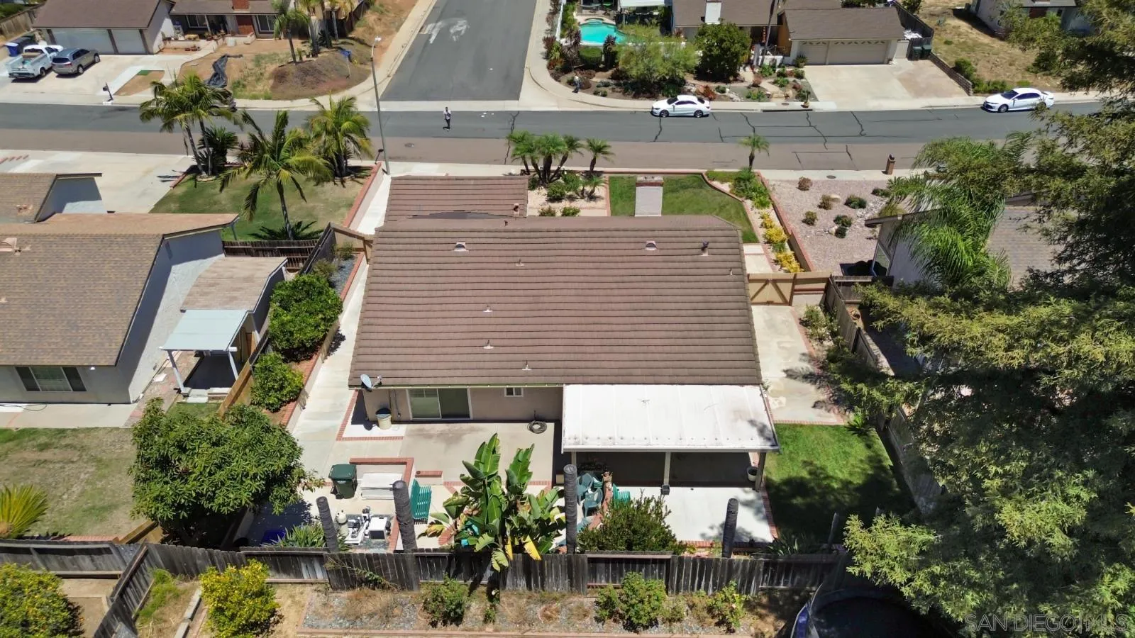 https://cdn.realtyfeed.com/cdn/127/260016589/e083ef05af44f38944df1fb290614591.webp