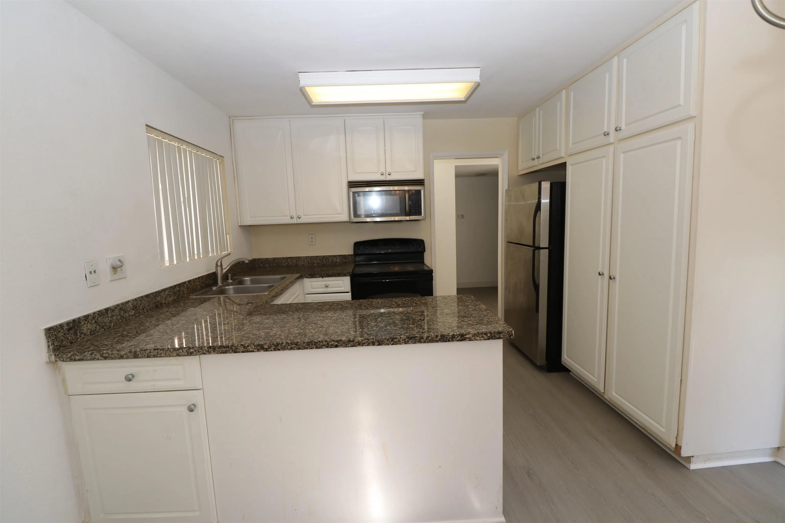17081 W Bernardo Dr Unit 107, San Diego, CA 92127 - Photo 2 of 33, San Diego, CA