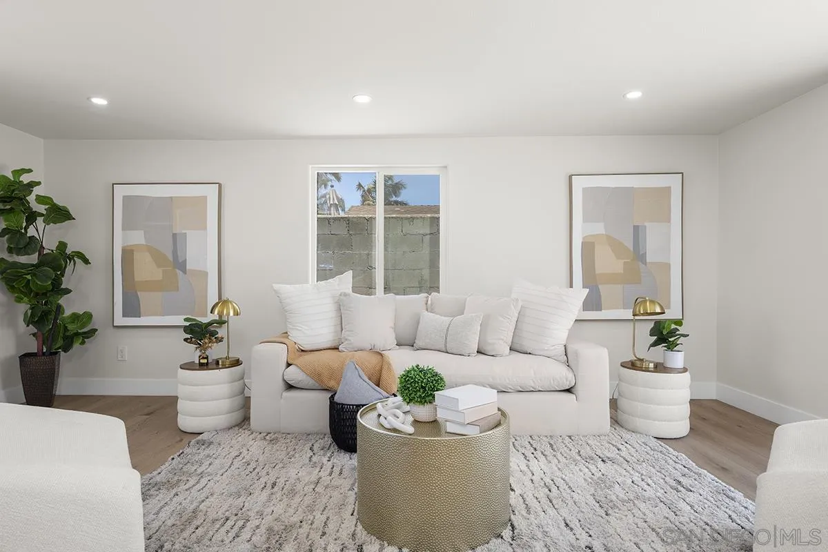 https://cdn.realtyfeed.com/cdn/127/260016593/64204774c6c86f988682b33f1b862dc0.webp