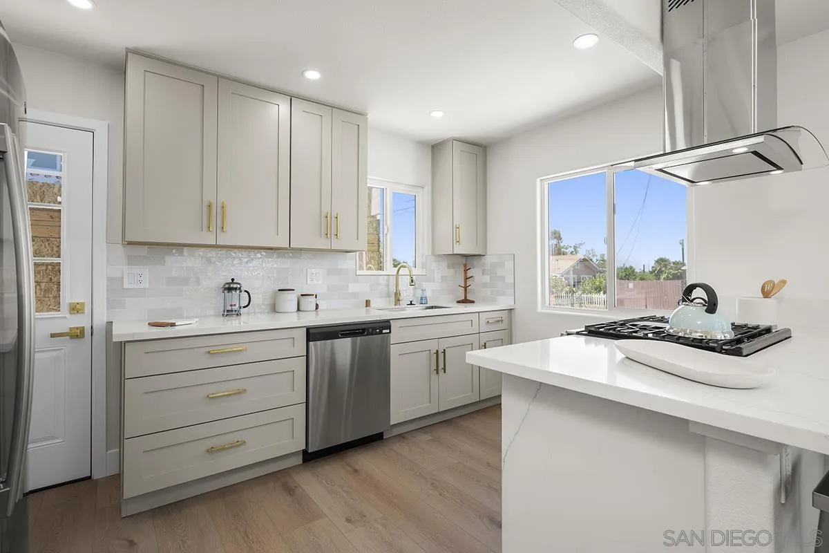 https://cdn.realtyfeed.com/cdn/127/260016593/7ba11bb15686a0f3d400ab6205d2e485.webp