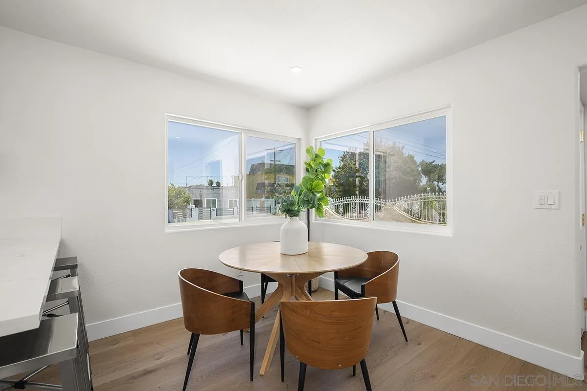 https://cdn.realtyfeed.com/cdn/127/260016593/f345e1ed719fc4709e8ad0a52543d450.webp