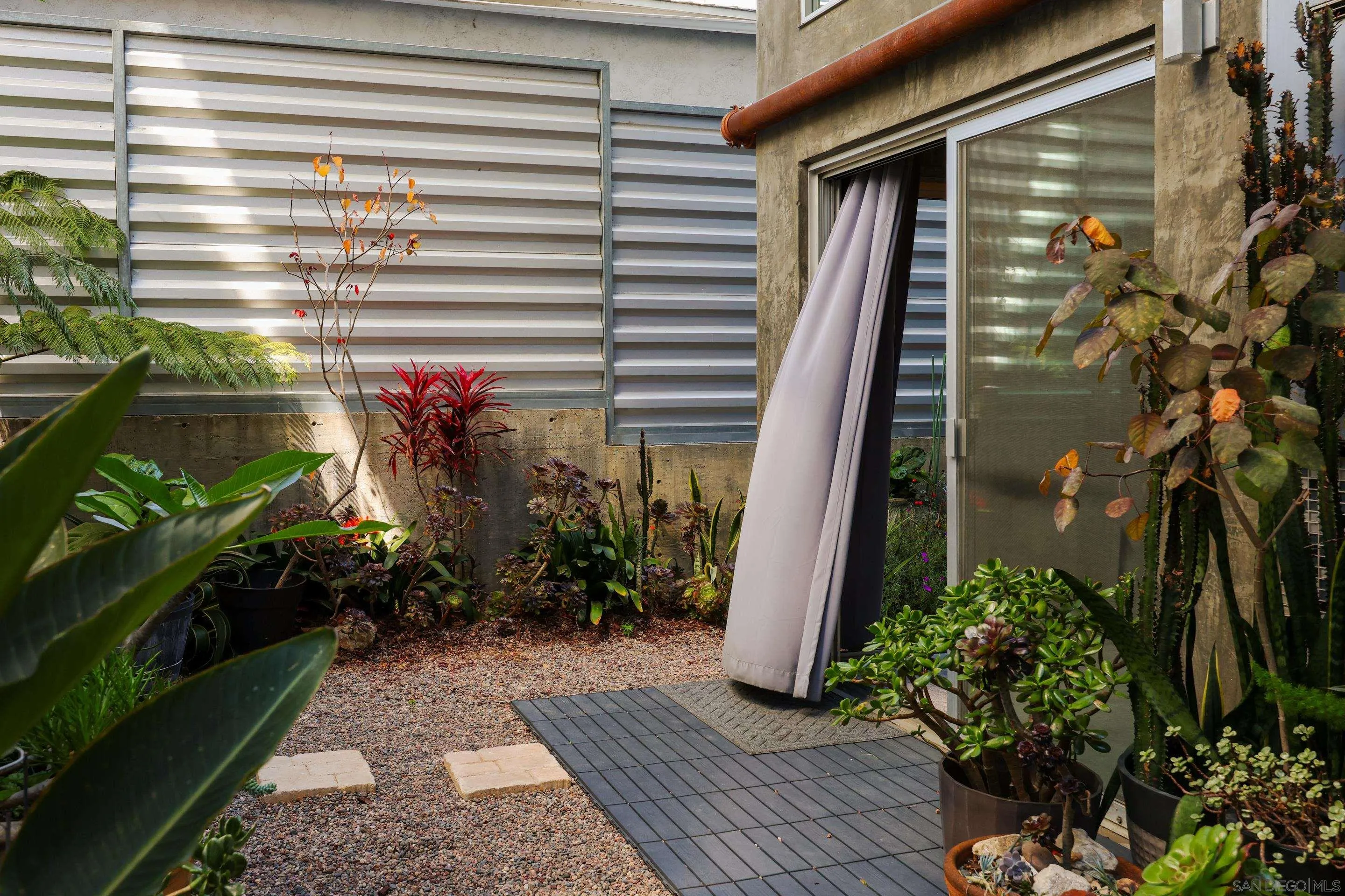 Photo #12: 260016595 Listing: Photo #12