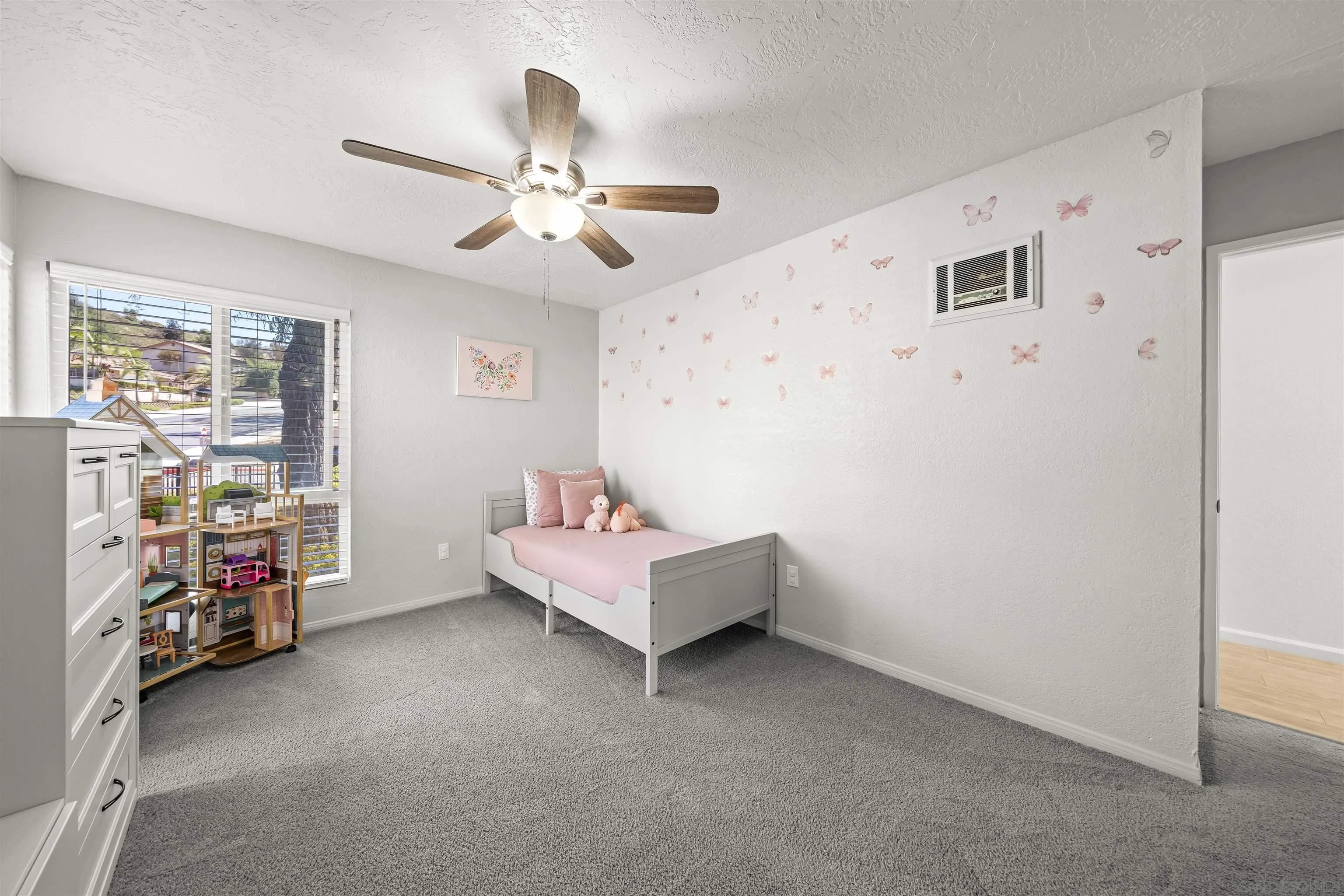 Photo #17: 260016596 Listing: Photo #17