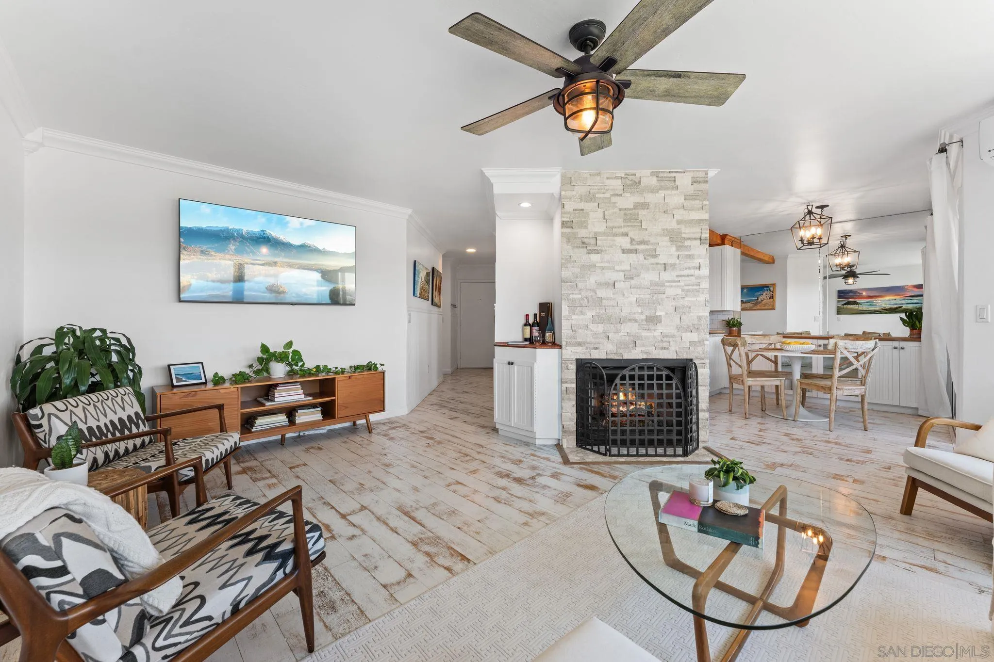 https://cdn.realtyfeed.com/cdn/127/260016597/68a570dfe86c792547160771faa526ba.webp