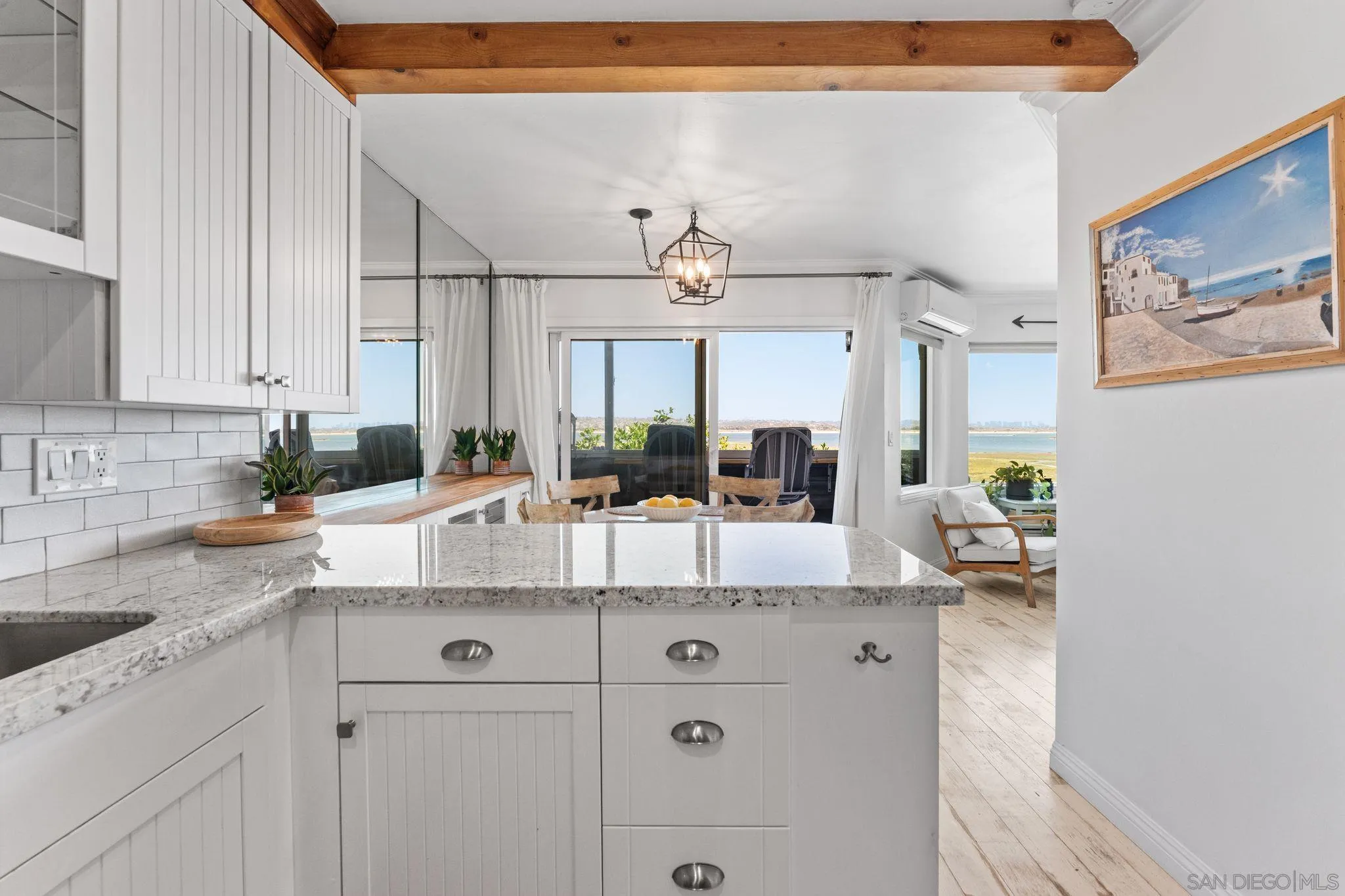 https://cdn.realtyfeed.com/cdn/127/260016597/705f413763362f617e9555cbb66e054e.webp
