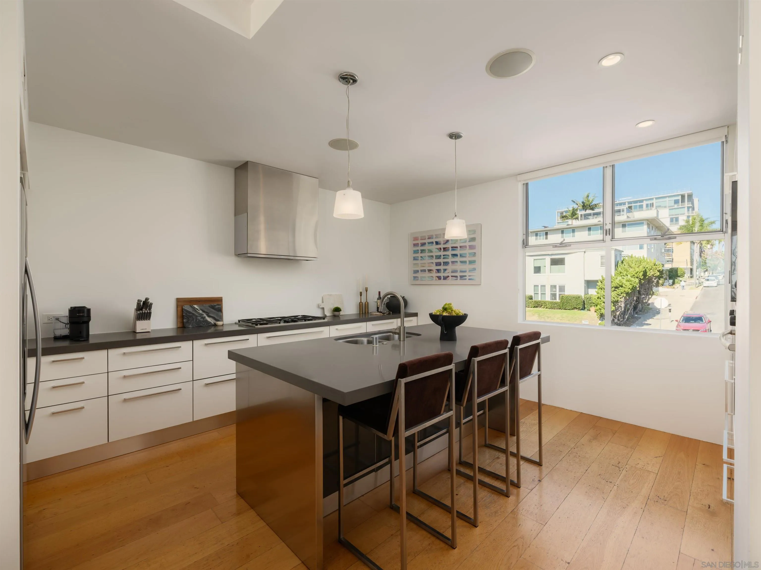 Photo #7: 260016601 Listing: Photo #7