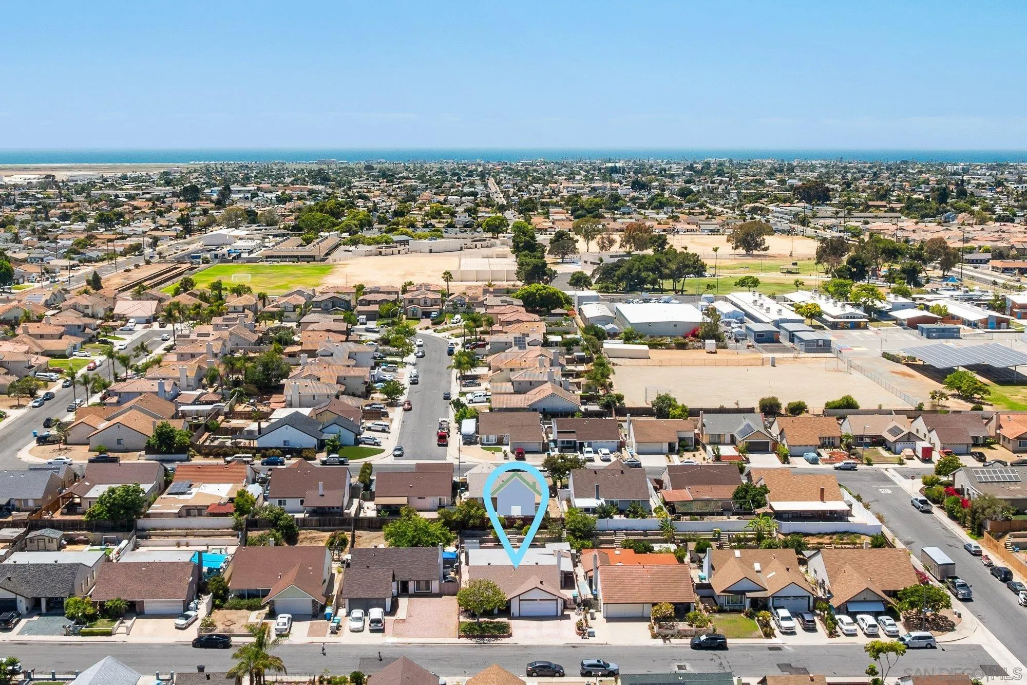 https://cdn.realtyfeed.com/cdn/127/260016602/92c21b0dd6a1d70bb09199bfc2402cd9.webp
