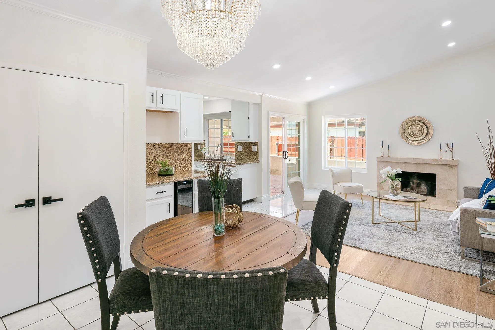 https://cdn.realtyfeed.com/cdn/127/260016602/f6f328b246f17f30c8f2c4162a265ee4.webp