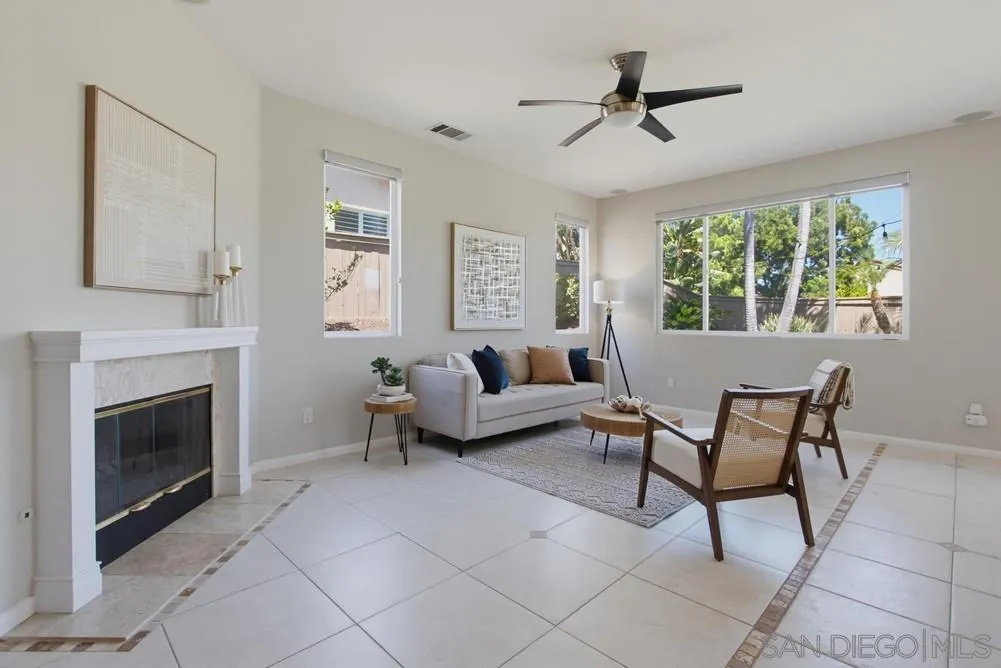 https://cdn.realtyfeed.com/cdn/127/260016607/947a6f99cd4ce8ed029d96fabdca167e.webp