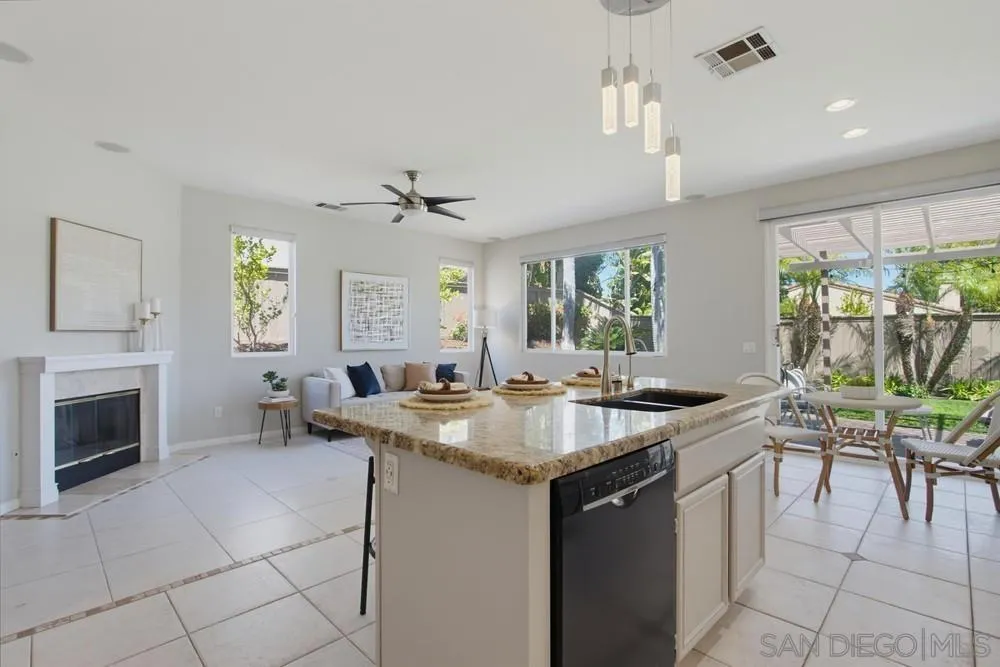 https://cdn.realtyfeed.com/cdn/127/260016607/db0a199ae9273dc78dd4326266777a7a.webp