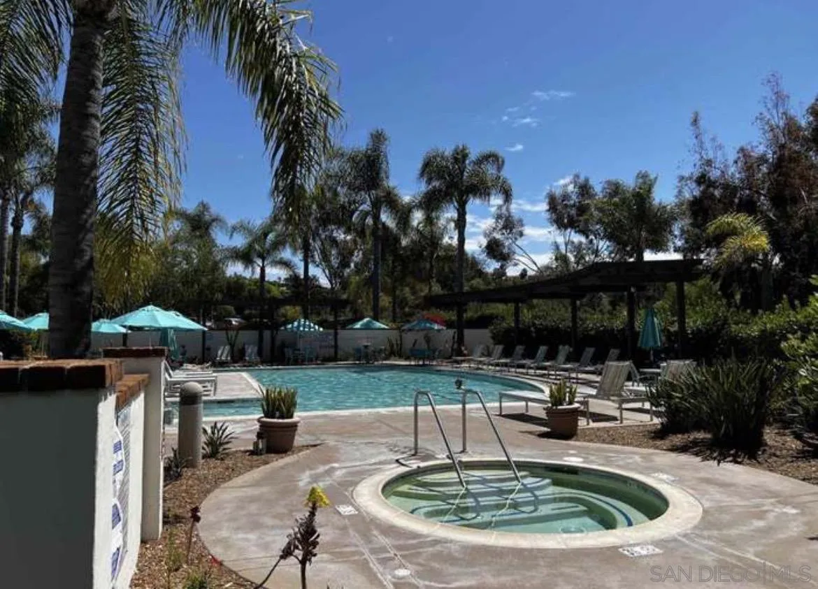 https://cdn.realtyfeed.com/cdn/127/260016607/e0d7bf4ab3425c54f5036af7146c9433.webp