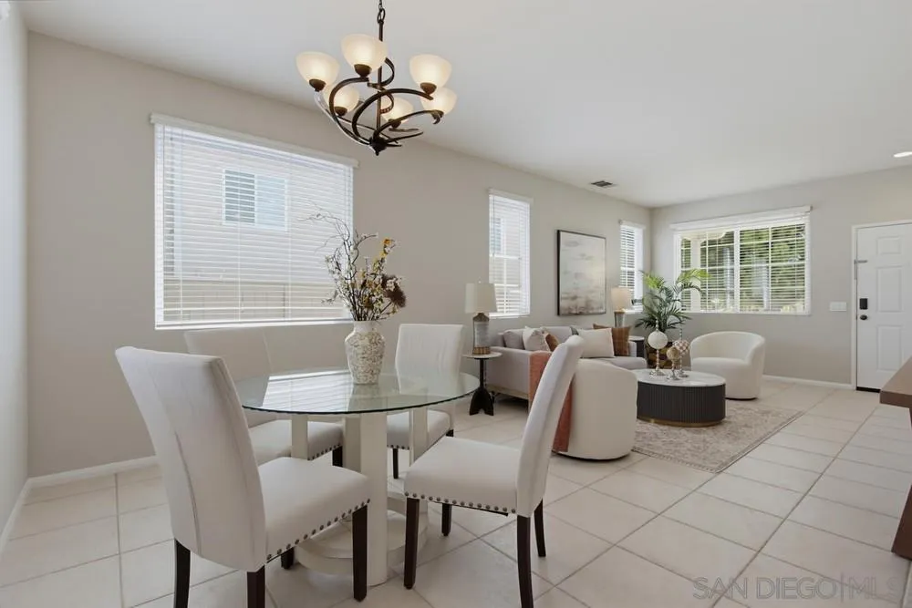 https://cdn.realtyfeed.com/cdn/127/260016607/fe9493b231a94b25300f55de28ed2236.webp