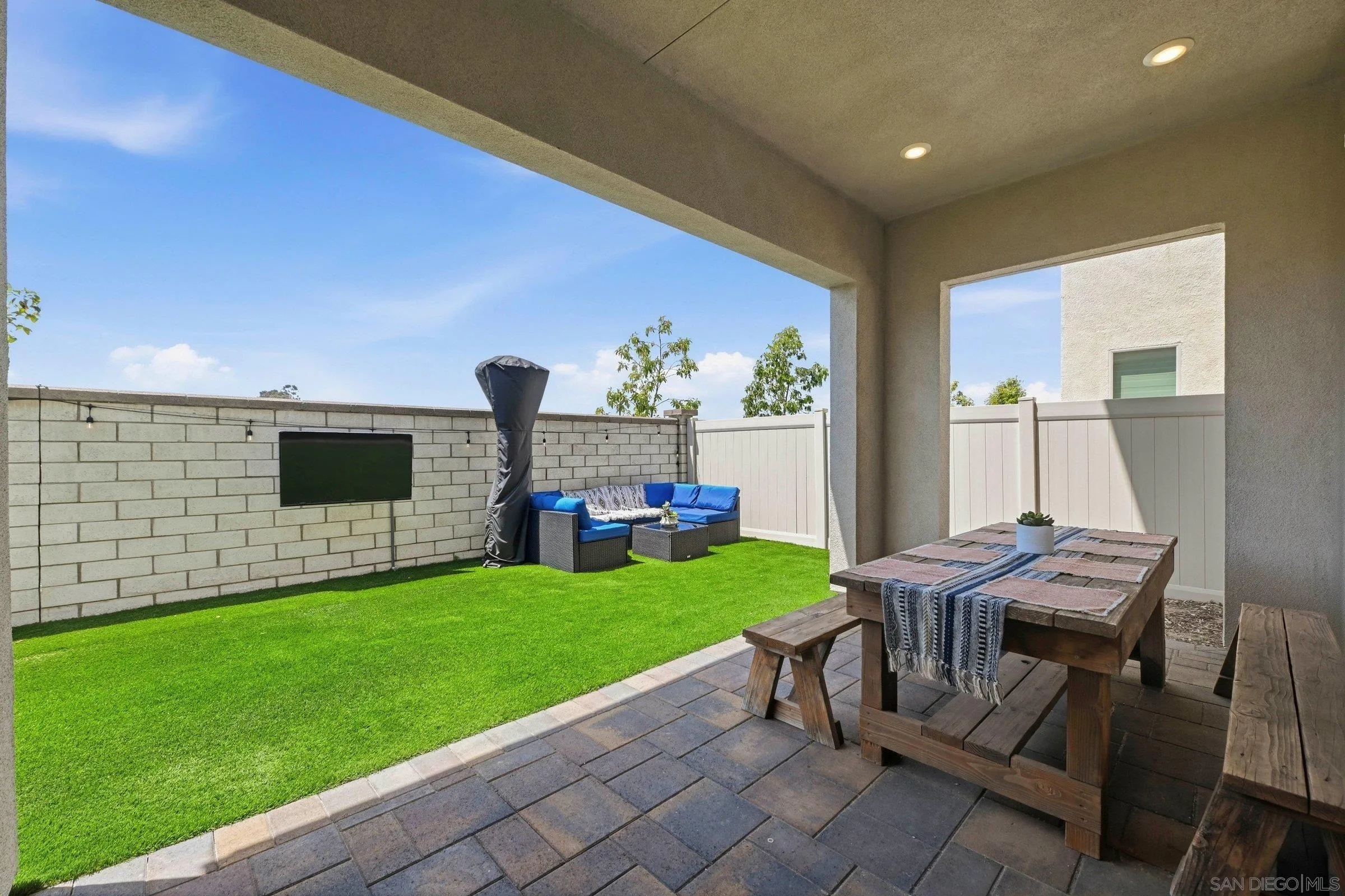 https://cdn.realtyfeed.com/cdn/127/260016610/c365789420e92e8d50cd18df2747c43f.webp