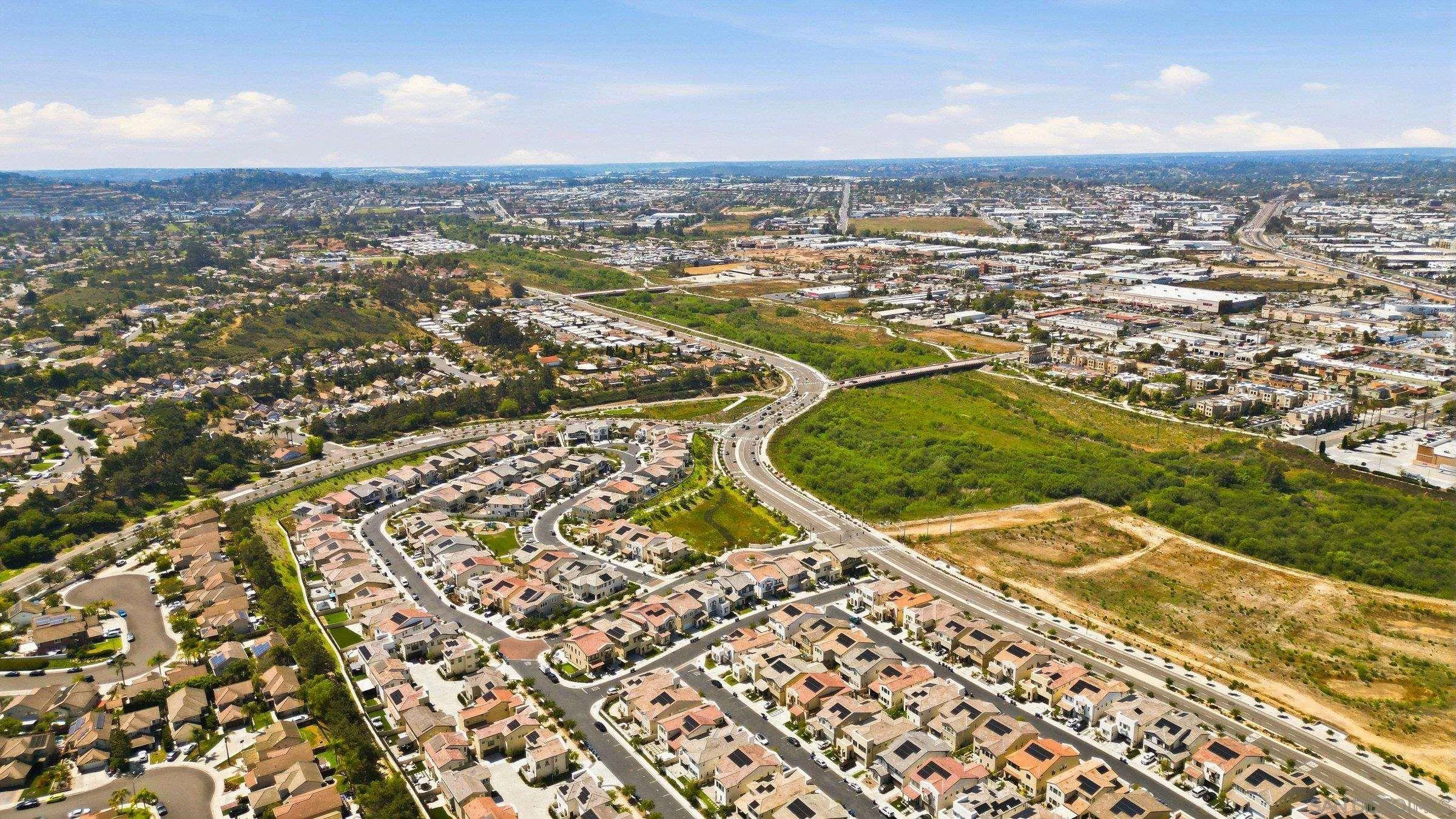 https://cdn.realtyfeed.com/cdn/127/260016610/c40751264fdddadfafe8e691bf339c82.webp