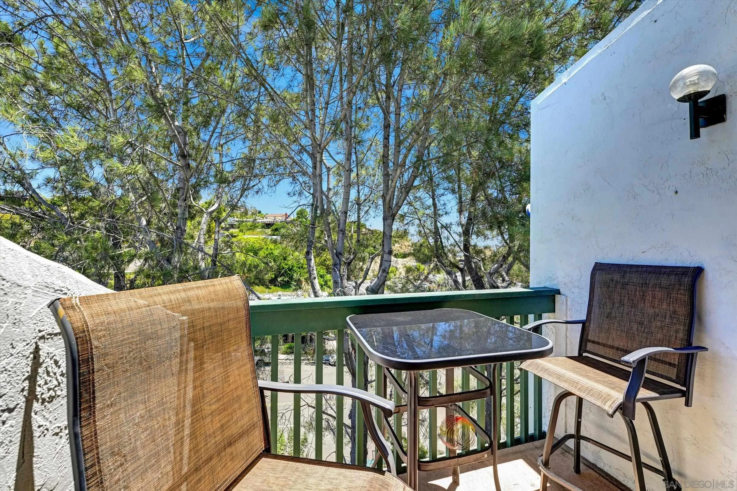 https://cdn.realtyfeed.com/cdn/127/260016615/060ab161fe241bd76e3048c652582187.webp