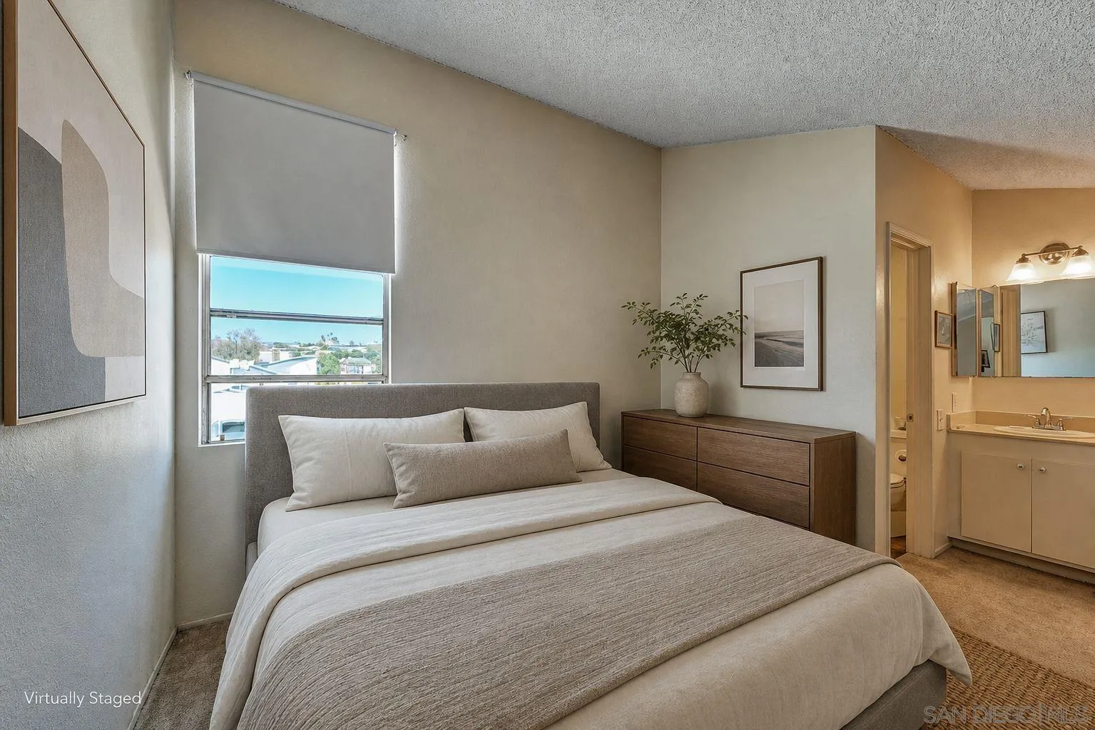 https://cdn.realtyfeed.com/cdn/127/260016615/1b2a5f723493deb37015e7b05bab5afc.webp