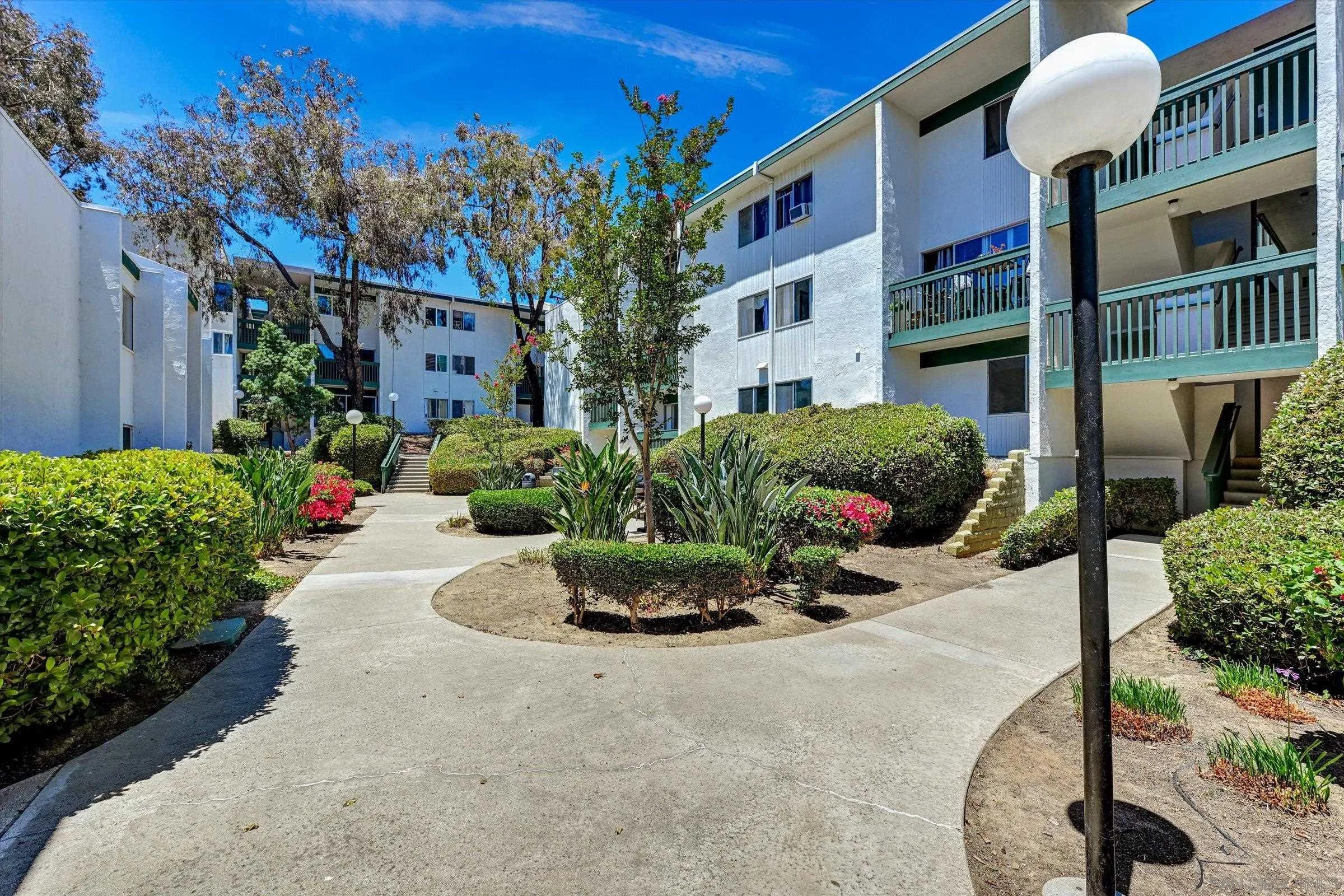 https://cdn.realtyfeed.com/cdn/127/260016615/bad0101b8e98bd0ea7480c63882c65d2.webp