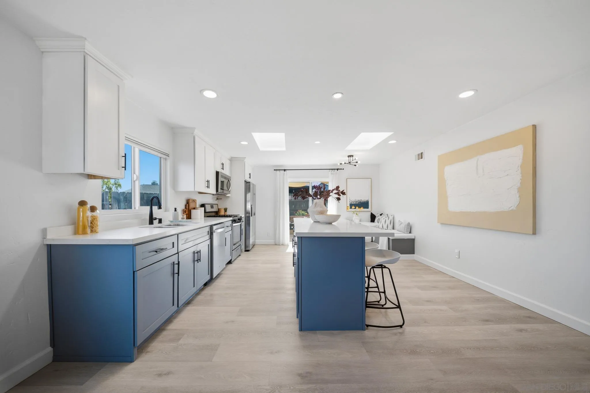 https://cdn.realtyfeed.com/cdn/127/260016621/2721447407fd9b18f73b306ff4517d68.webp