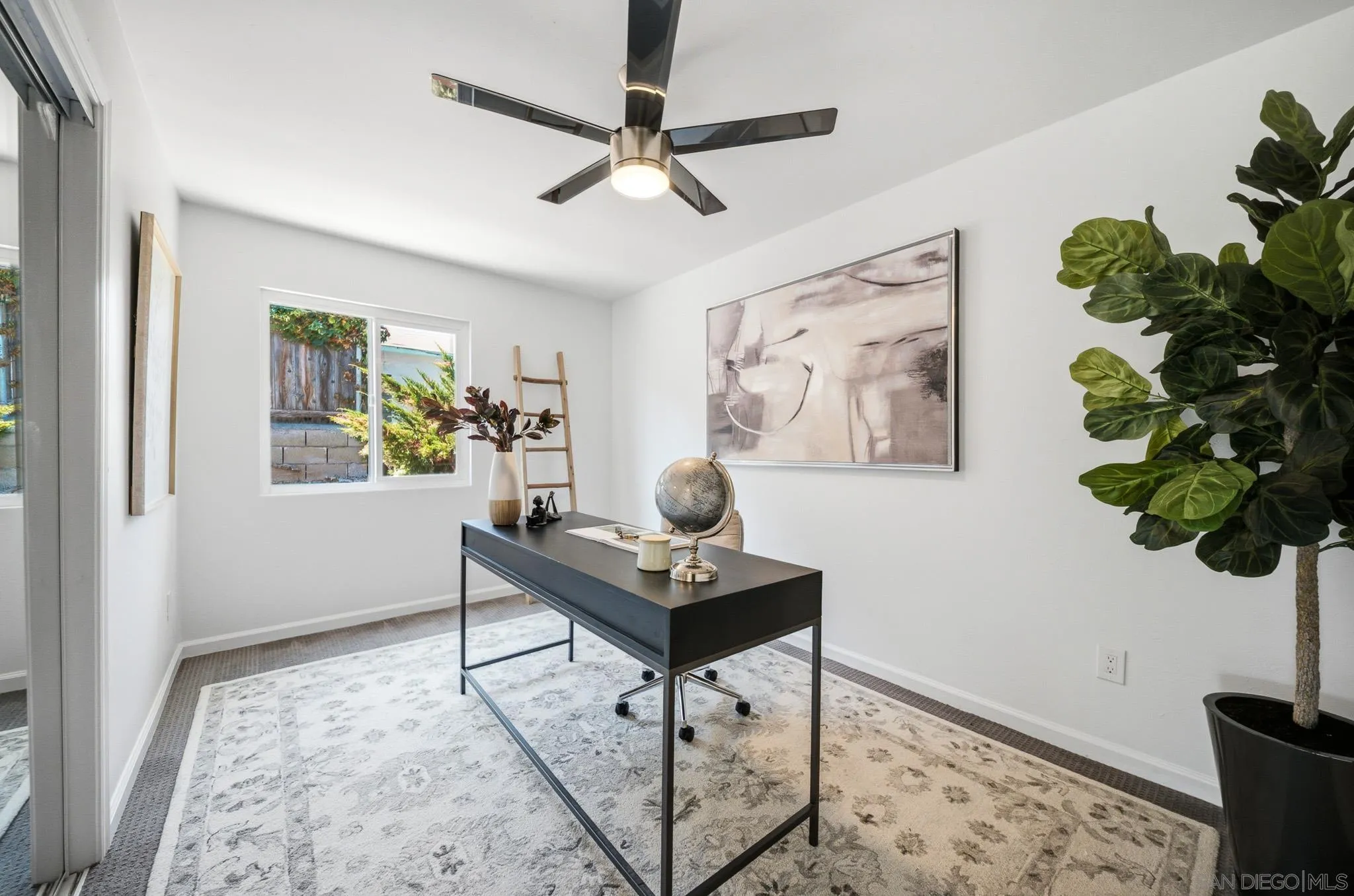 https://cdn.realtyfeed.com/cdn/127/260016621/a73d0632d7a1554976483ef945ae8638.webp