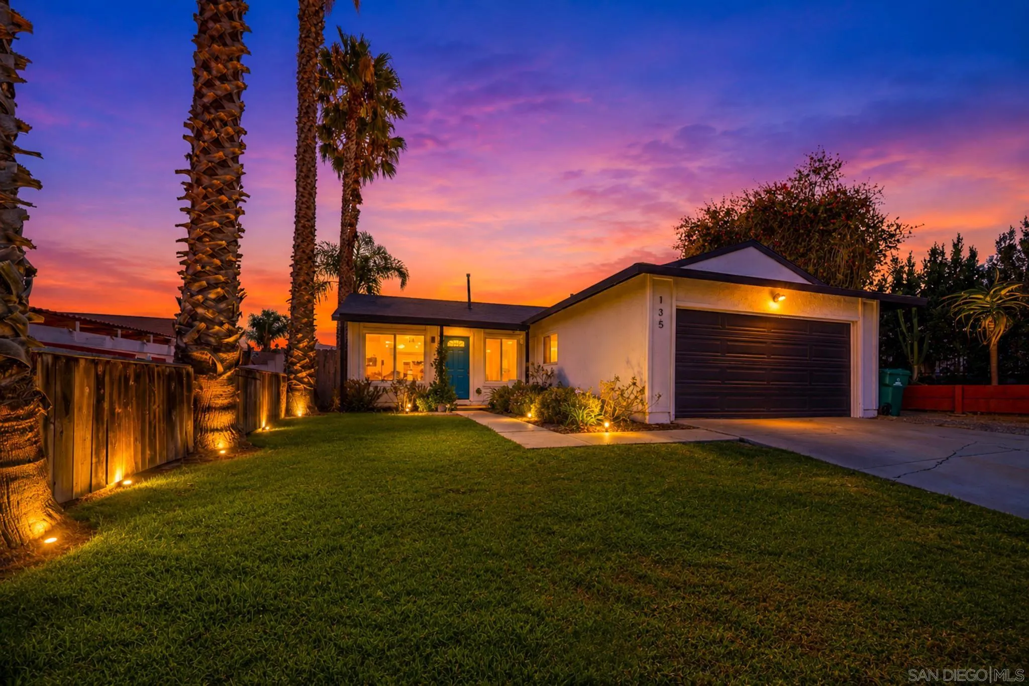 https://cdn.realtyfeed.com/cdn/127/260016621/cb3f227a398934feb3749d997241c347.webp