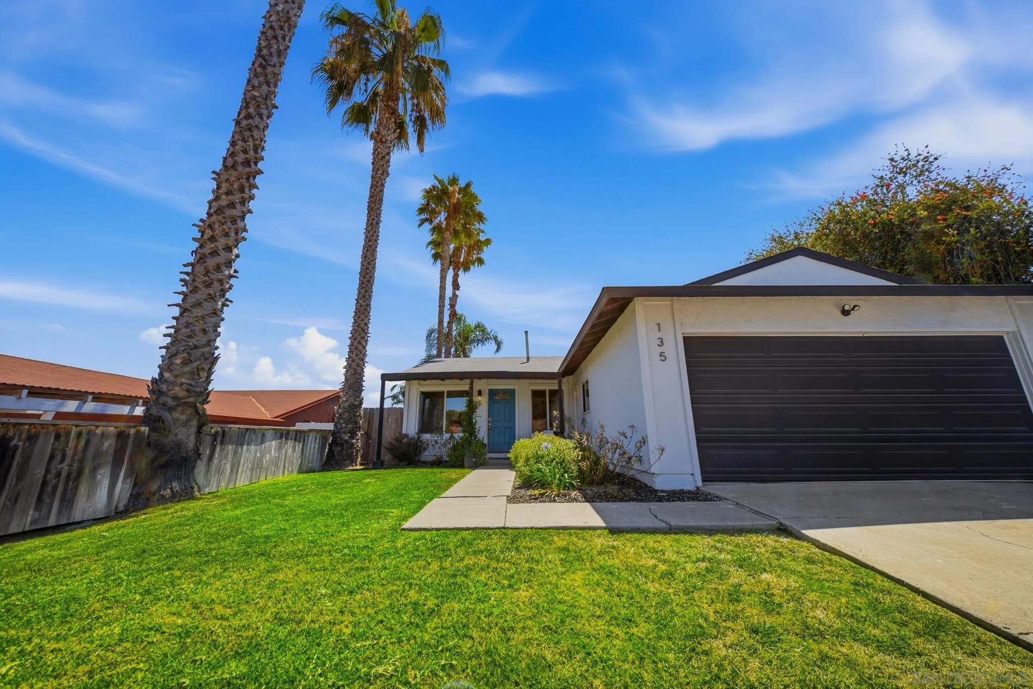 https://cdn.realtyfeed.com/cdn/127/260016621/dc0e46c7c7755078e2d2b6a06fd735d9.webp