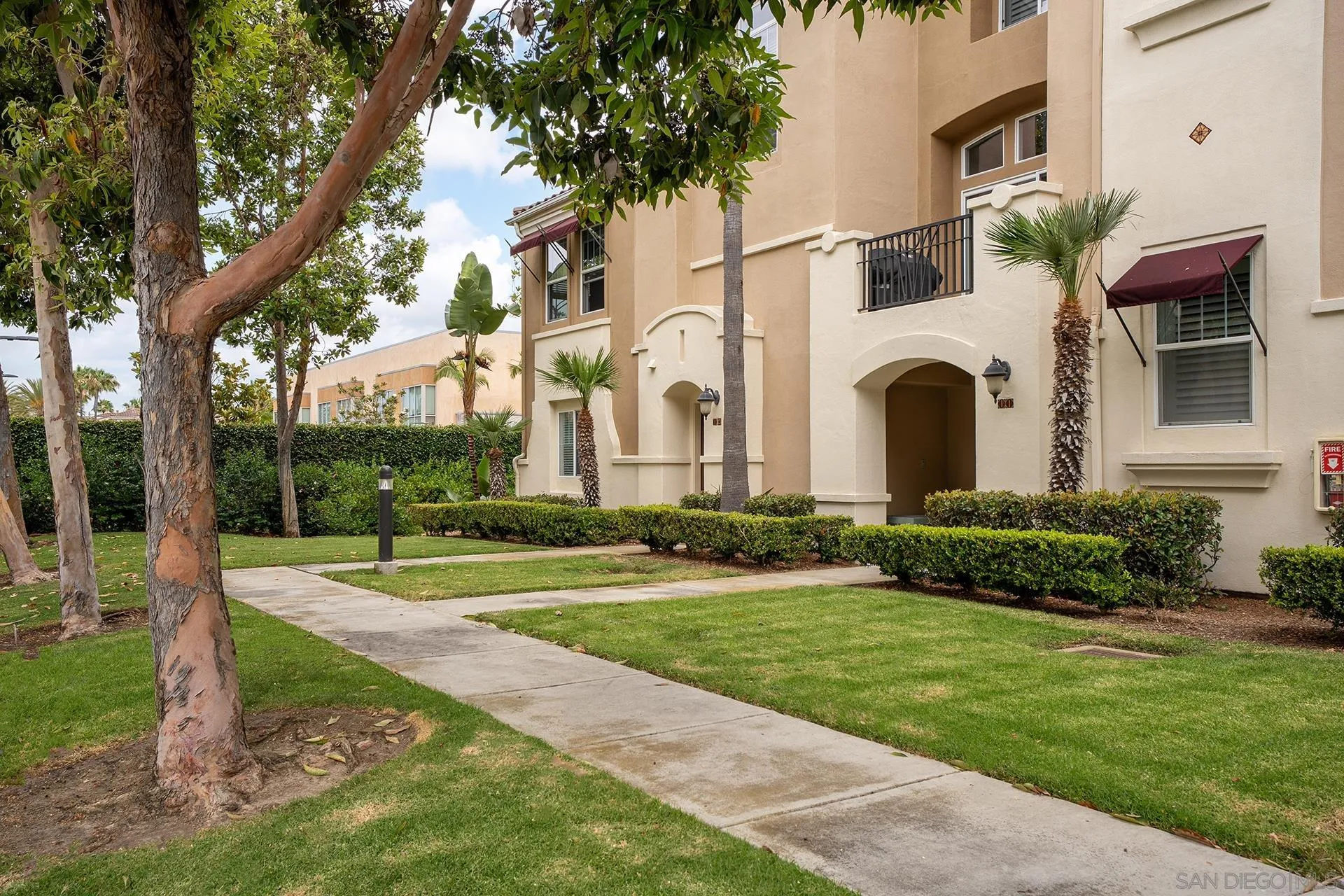 https://cdn.realtyfeed.com/cdn/127/260016624/8a778bdb1e848fcacbabf5438c55253e.webp