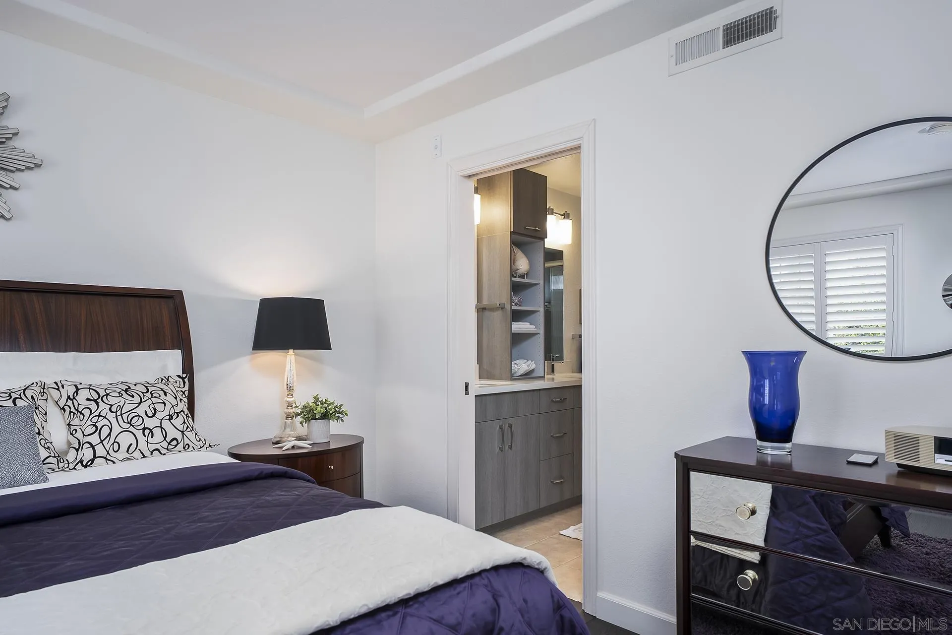 https://cdn.realtyfeed.com/cdn/127/260016624/91c200e57f4fab5565c93ddb18907864.webp