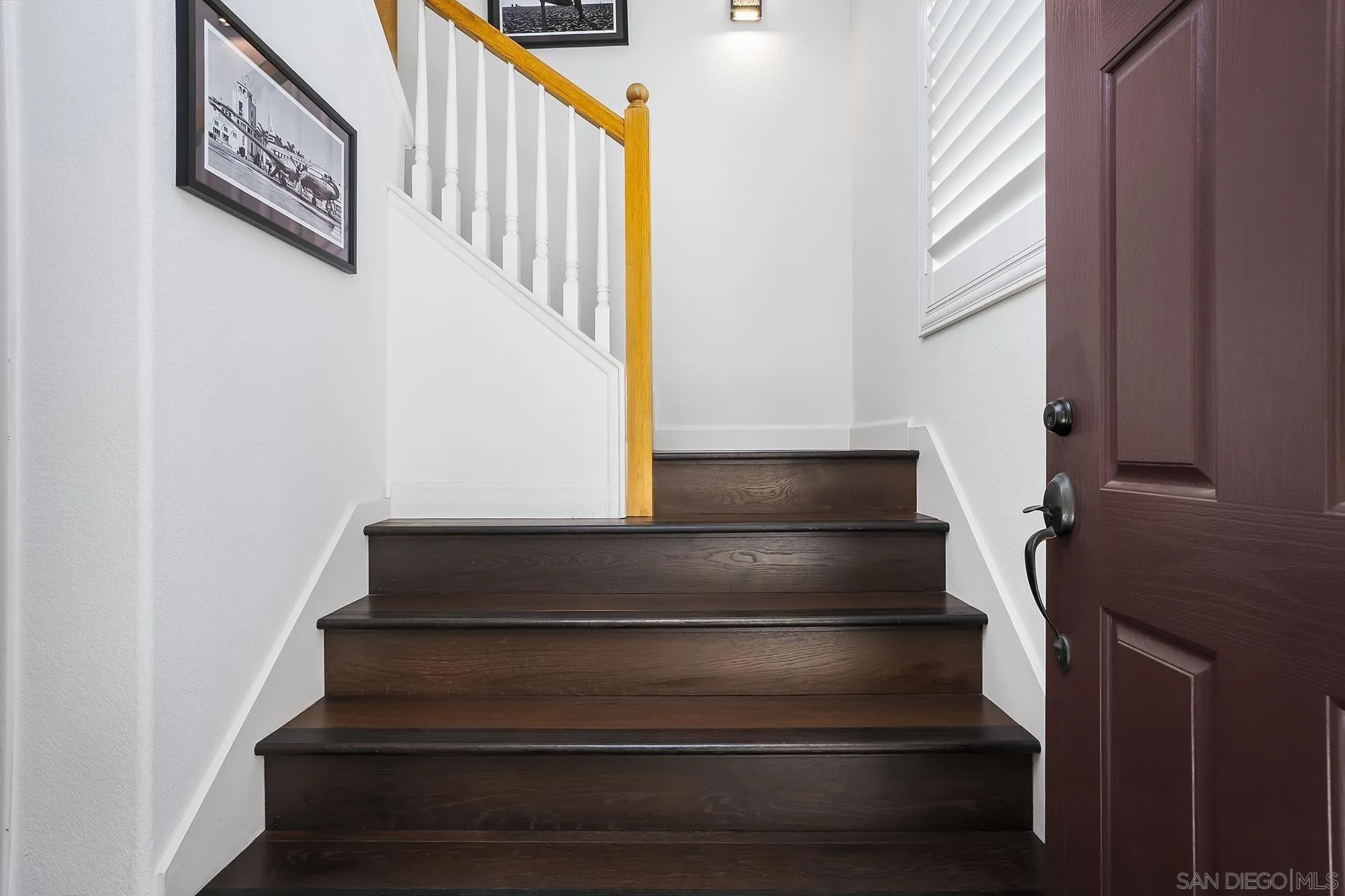 https://cdn.realtyfeed.com/cdn/127/260016624/96a4637f224b4fc2a8025692ac57fe01.webp