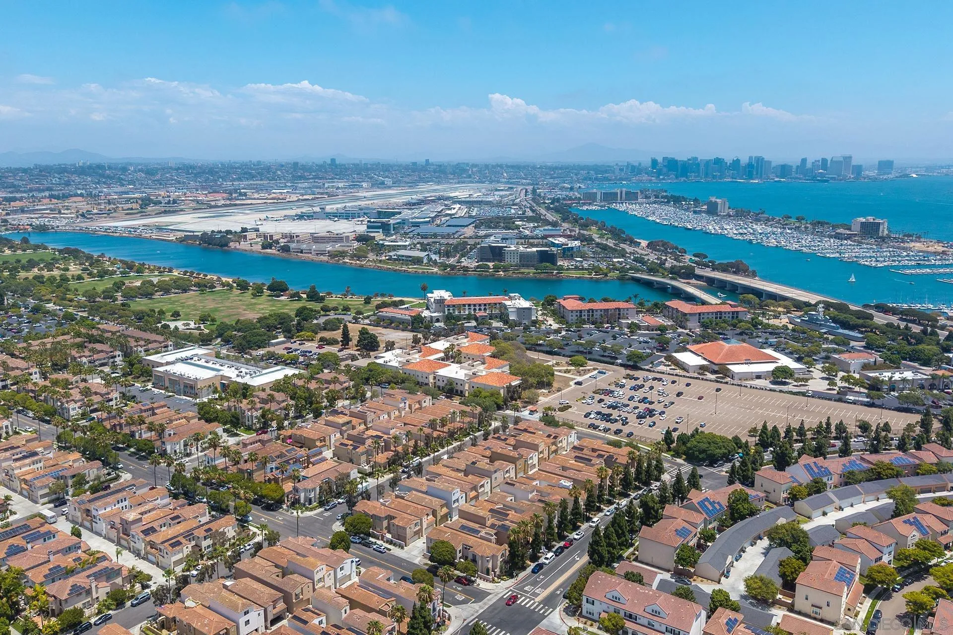https://cdn.realtyfeed.com/cdn/127/260016624/e2e7bfe0a2a03edf9055439537bd3f4f.webp