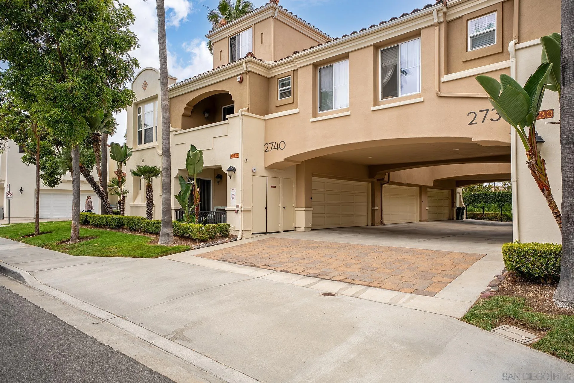 https://cdn.realtyfeed.com/cdn/127/260016624/eea792ed8216d8361614a55507c8753f.webp