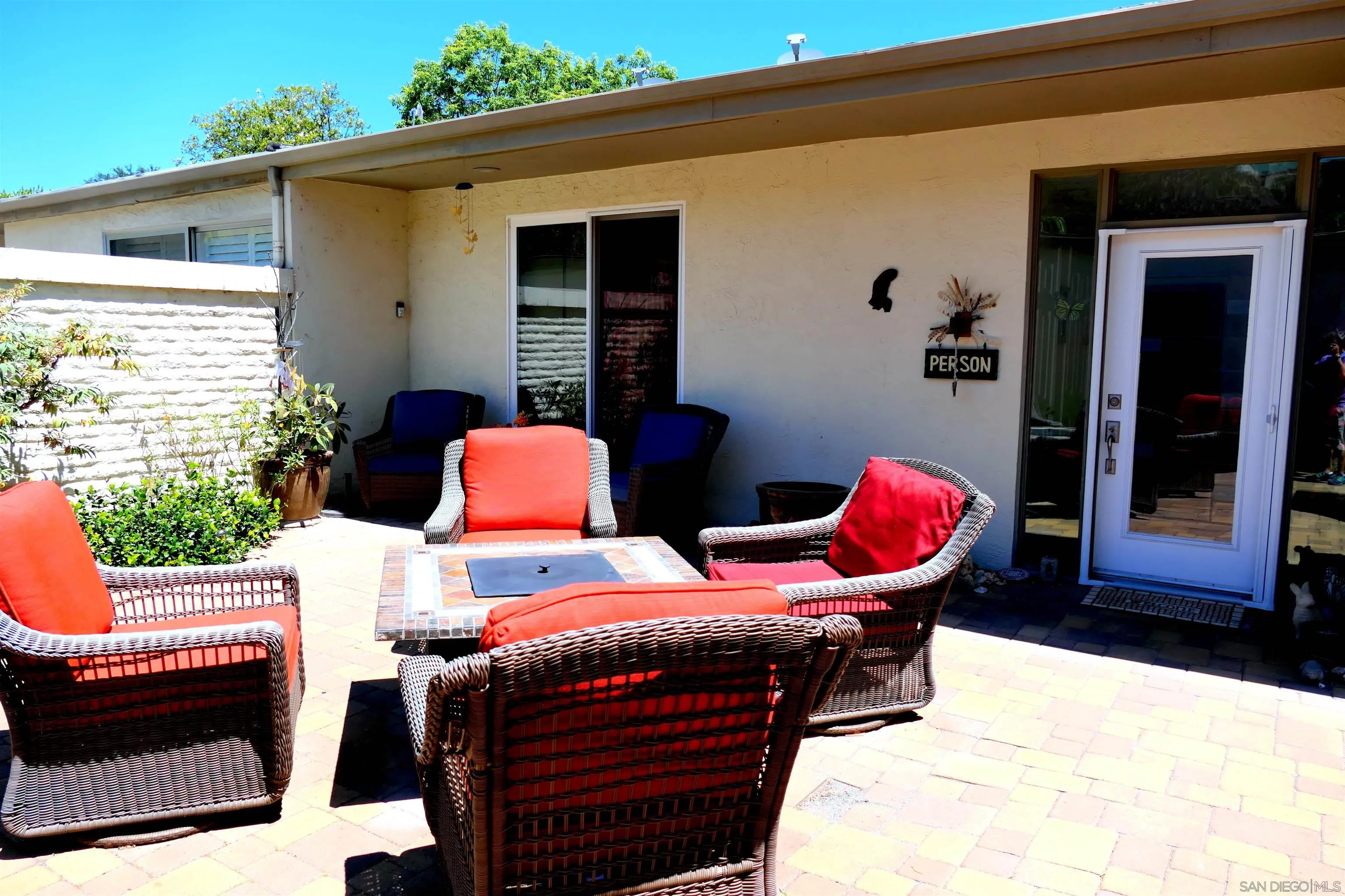 https://cdn.realtyfeed.com/cdn/127/260016630/23f341777766e2b3910b1e4a01099850.webp