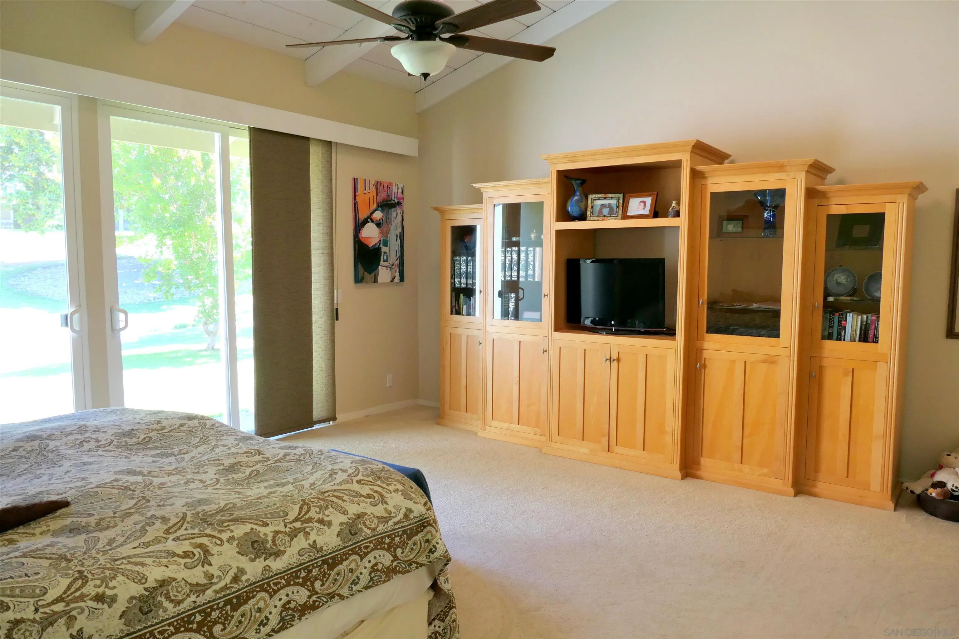 https://cdn.realtyfeed.com/cdn/127/260016630/39e759be543a6c3243a7b0ecca208396.webp
