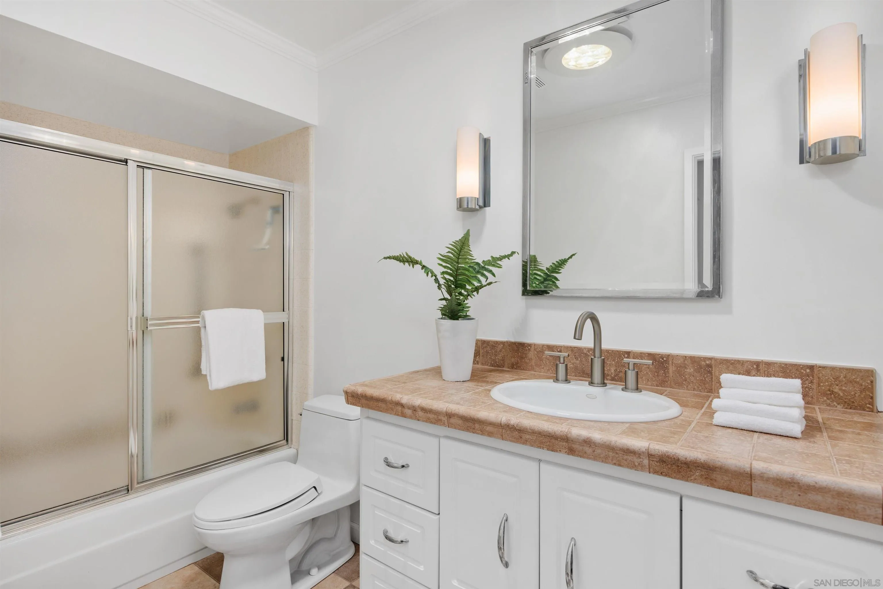 Photo #16: 260016632 Listing: Photo #16