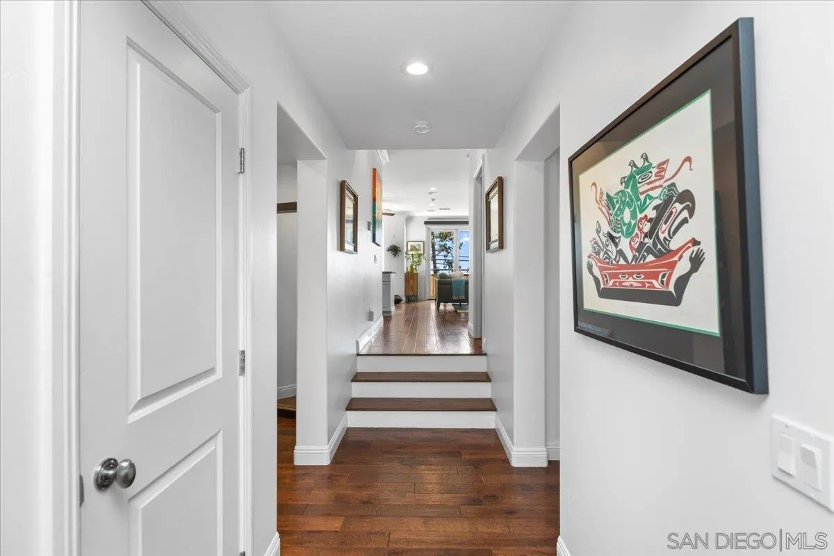 https://cdn.realtyfeed.com/cdn/127/260016634/34b8190b6c71975b22de2aec354453ea.webp