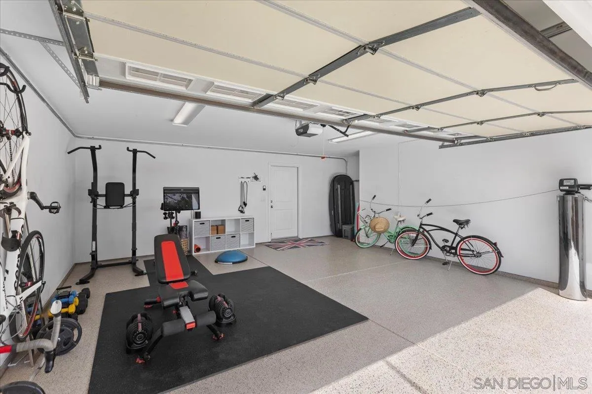 https://cdn.realtyfeed.com/cdn/127/260016634/51f96ad1f72312ebf04aa2096f73b48b.webp
