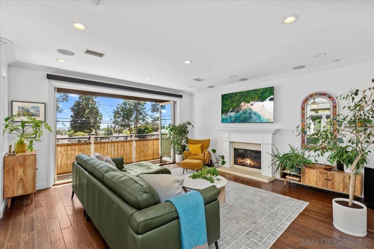 https://cdn.realtyfeed.com/cdn/127/260016634/bdf882abbeddd3dd373bdb6867168d86.webp