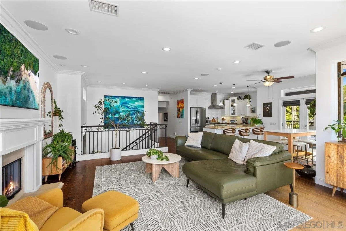 https://cdn.realtyfeed.com/cdn/127/260016634/cdd5896451e2eb8e229b8ffc55dc9626.webp