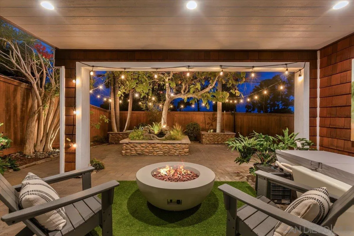 https://cdn.realtyfeed.com/cdn/127/260016634/f55c12580d3c53ae246afb822162fc35.webp
