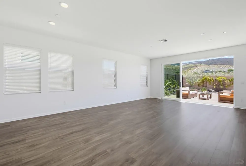 1013 Crestline Rd, San Marcos, CA 92069 - Photo 5 of 58, San Marcos, CA