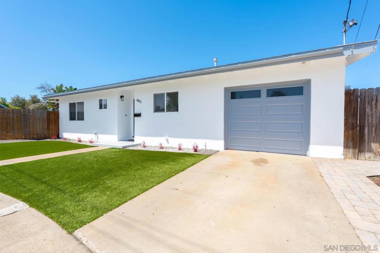 https://cdn.realtyfeed.com/cdn/127/260016641/1c739d2e67226cfac2f997e6a2577ec9.webp