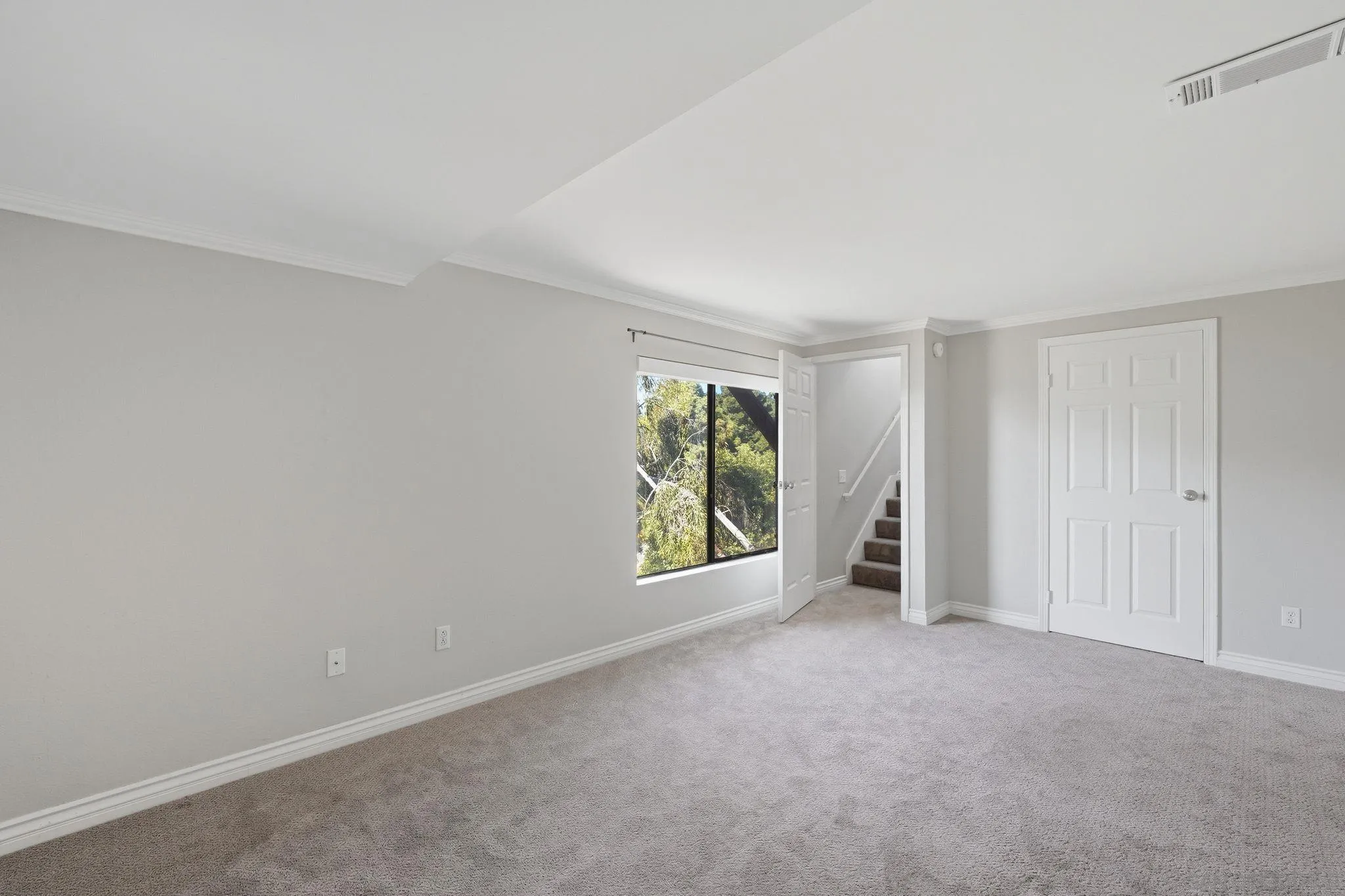 Photo #33: 260016642 Listing: Photo #33