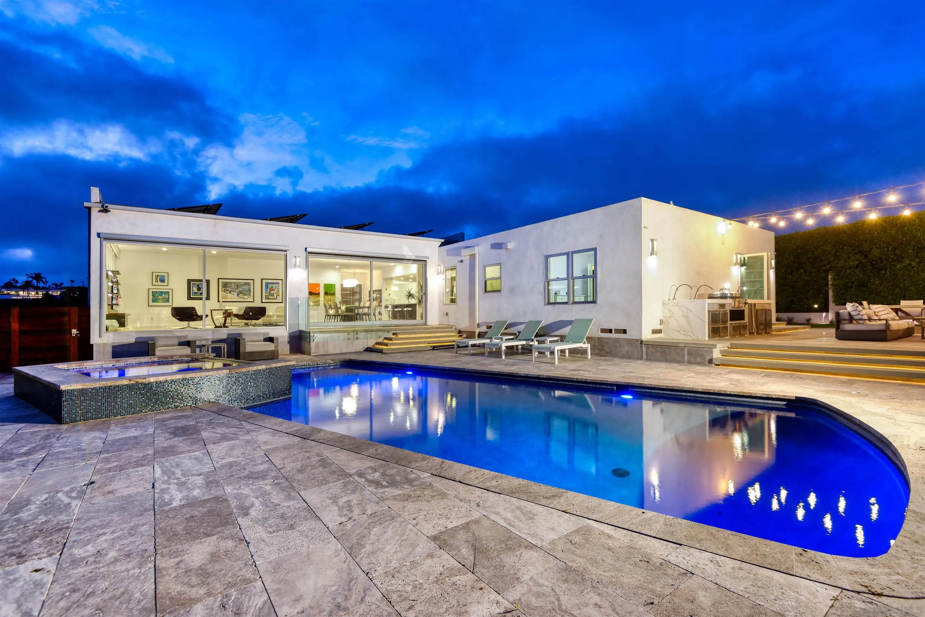 https://cdn.realtyfeed.com/cdn/127/260016643/35561e6cf301c5ac2b7b15d938218372.webp