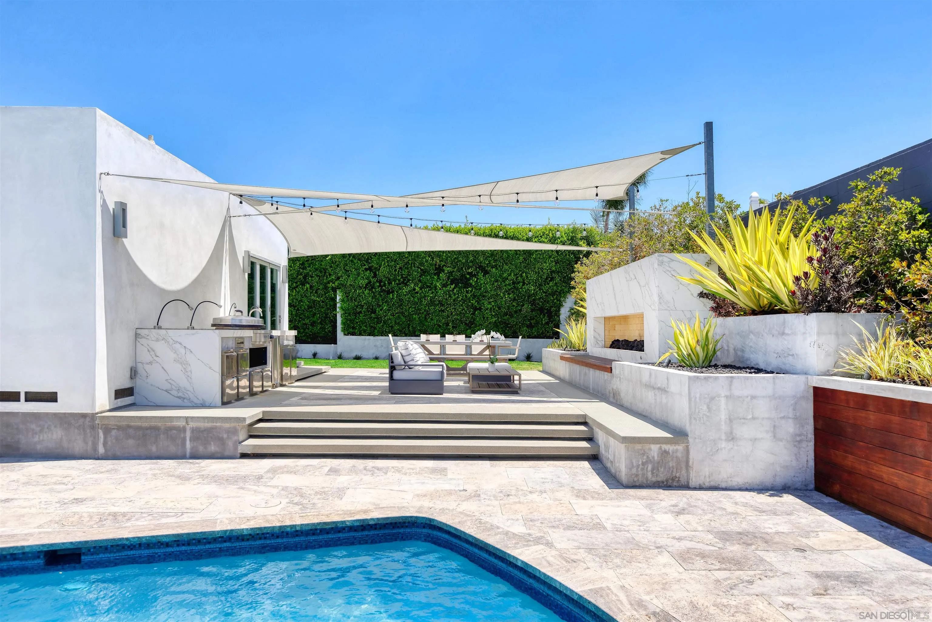 https://cdn.realtyfeed.com/cdn/127/260016643/663ceed69abace5ac37abc6517d2900a.webp