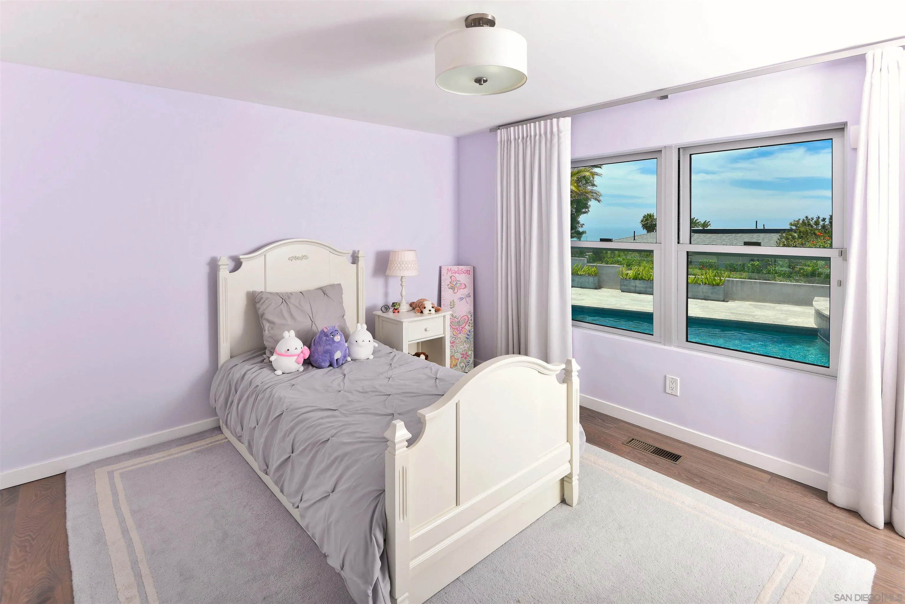 https://cdn.realtyfeed.com/cdn/127/260016643/ab6616fa1fe24fa01019925cc451fc2f.webp