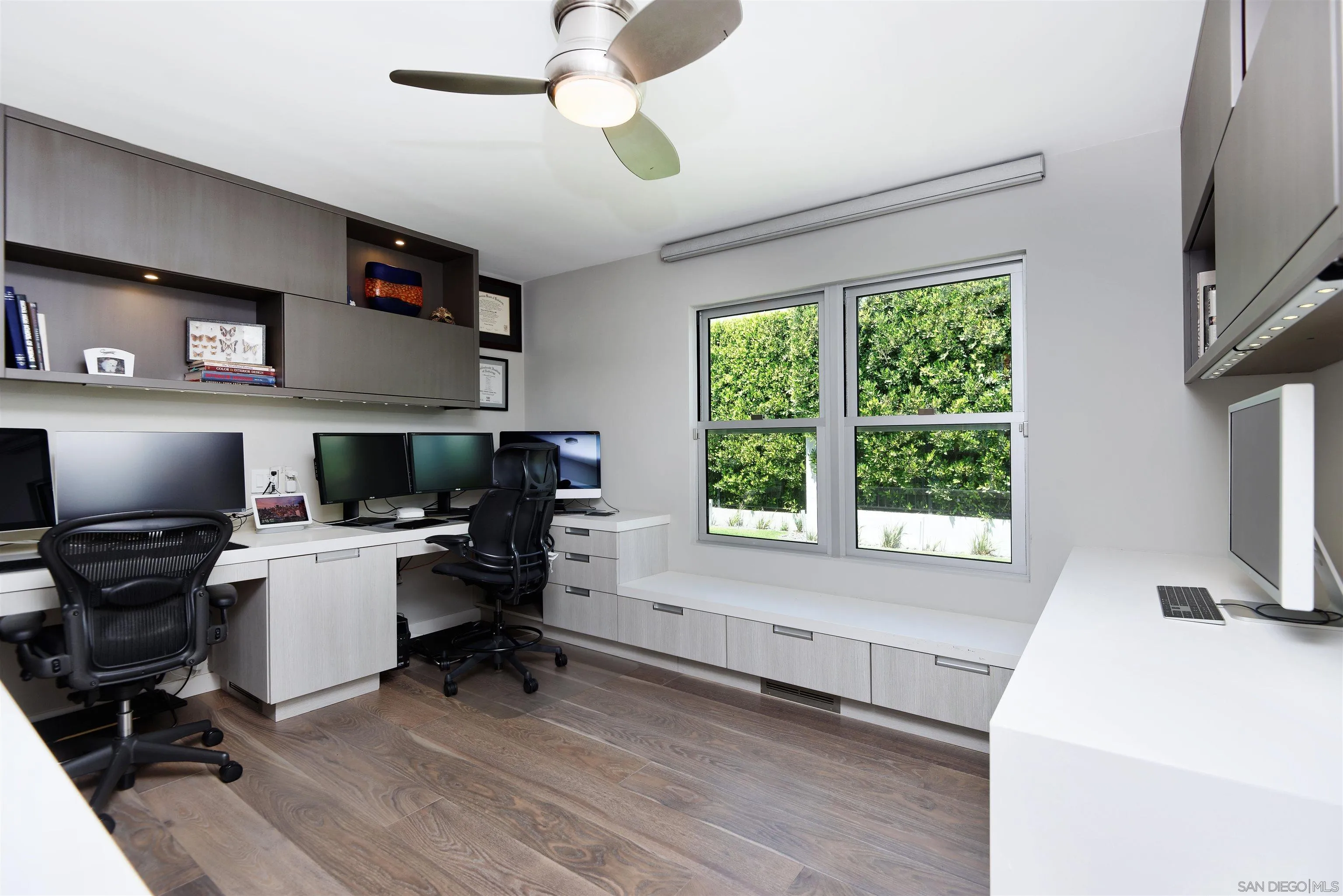 https://cdn.realtyfeed.com/cdn/127/260016643/cadf0095aa71901d212811c9194a5f71.webp