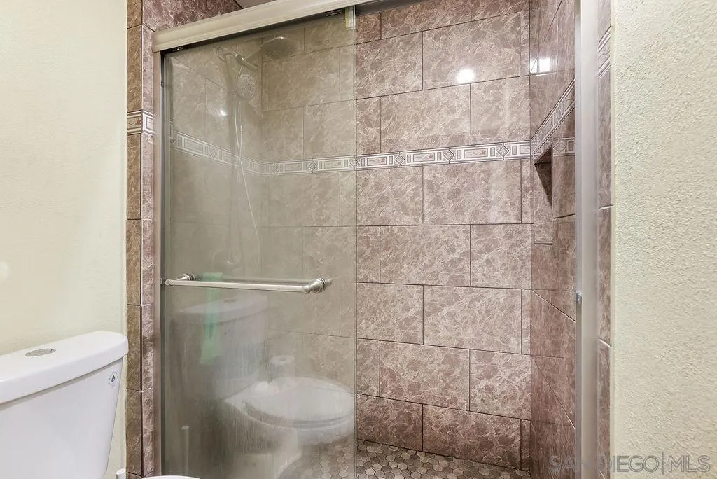 https://cdn.realtyfeed.com/cdn/127/260016646/289f0ba2cf2149dc6b576932d6a62d00.webp