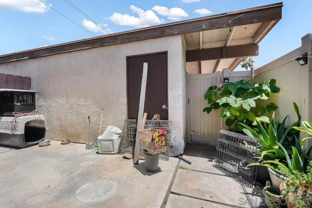 https://cdn.realtyfeed.com/cdn/127/260016646/353a8ca7e24a1177a490455f7d2c3344.webp