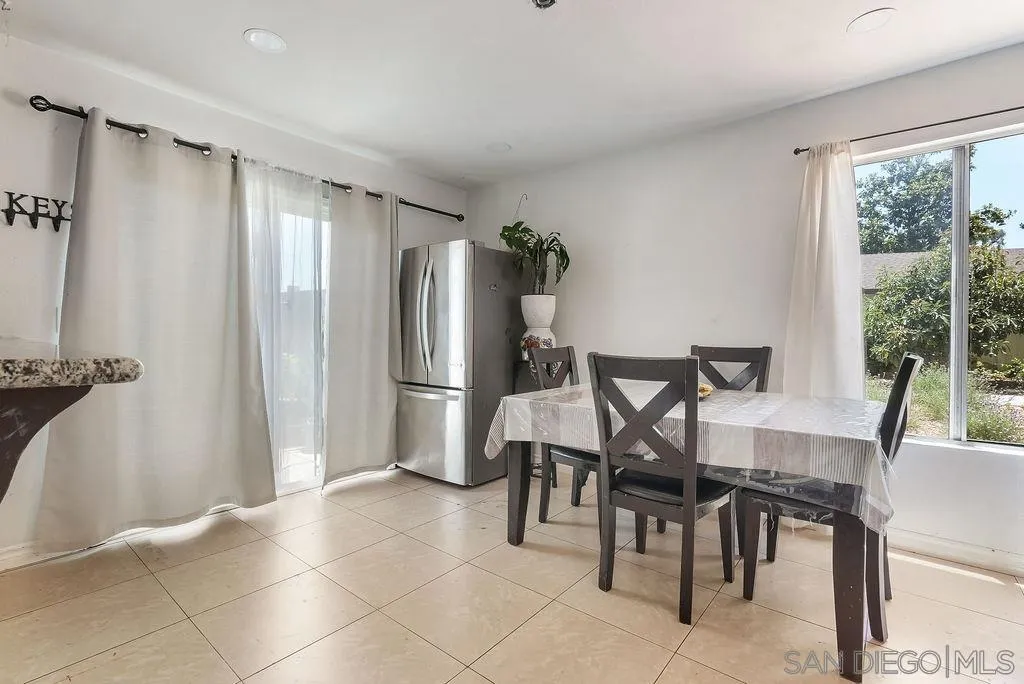 https://cdn.realtyfeed.com/cdn/127/260016646/6b4a894b6d0695d4f5c3026a2e165360.webp