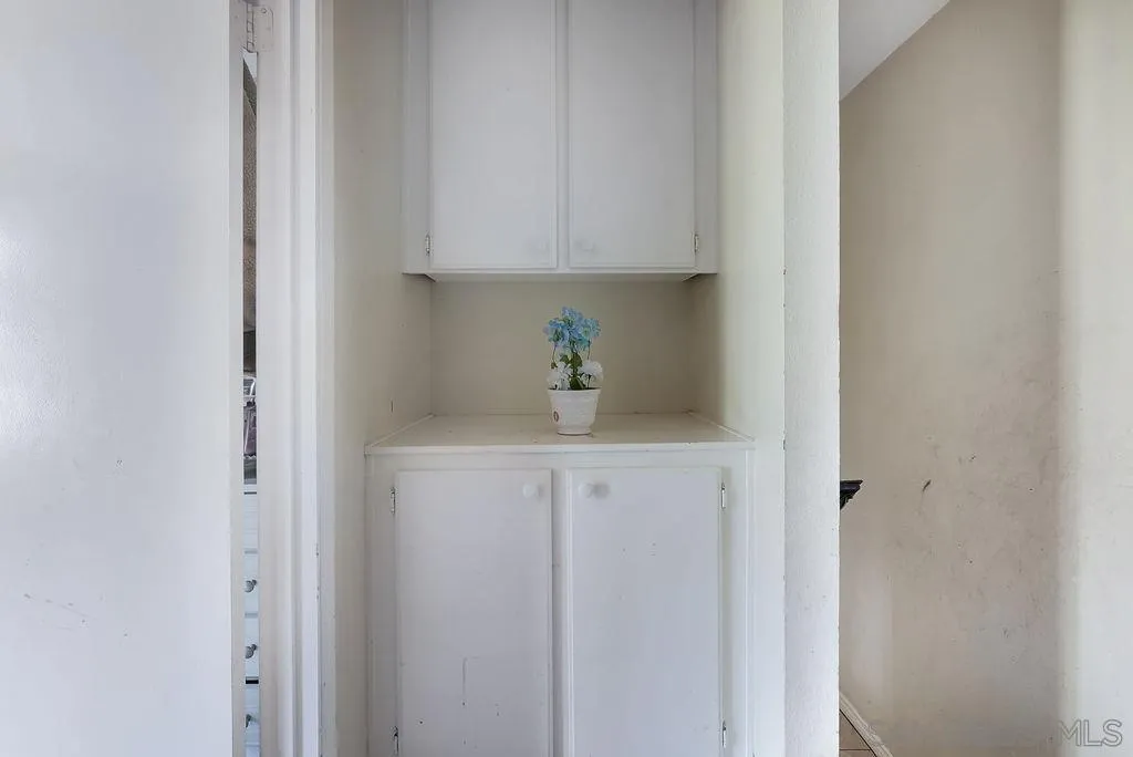 https://cdn.realtyfeed.com/cdn/127/260016646/86d9cad9ea48dcf22ce2898288a5ac5d.webp
