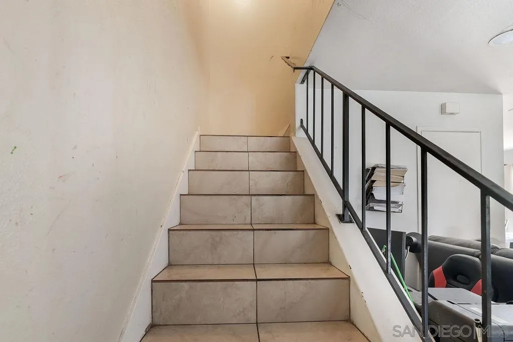 https://cdn.realtyfeed.com/cdn/127/260016646/94c4b5c1cd805c9fd39aac39f69f37f5.webp